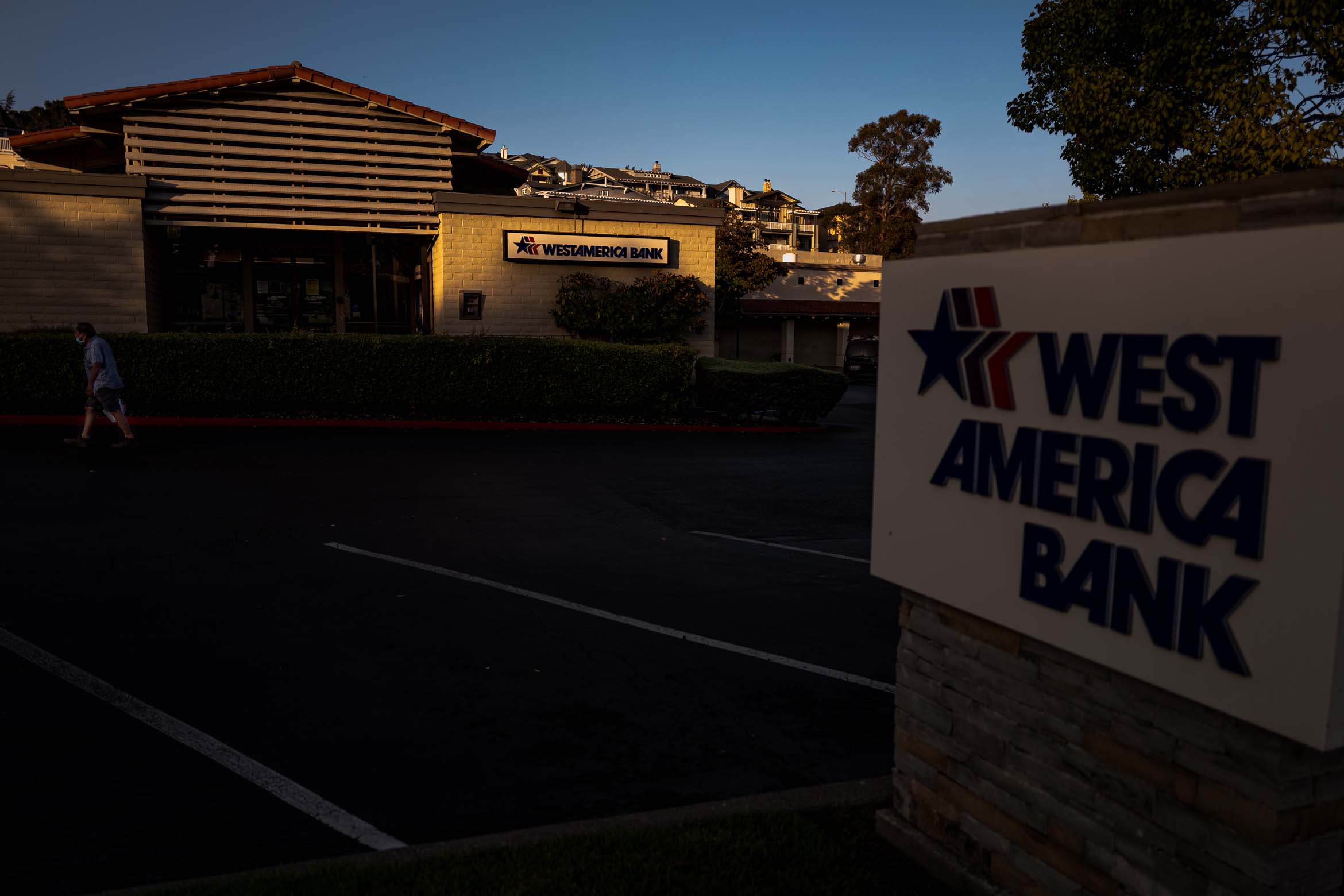 Joanna Collum sought help from employees of the Westamerica Bank branch in Benicia, California.