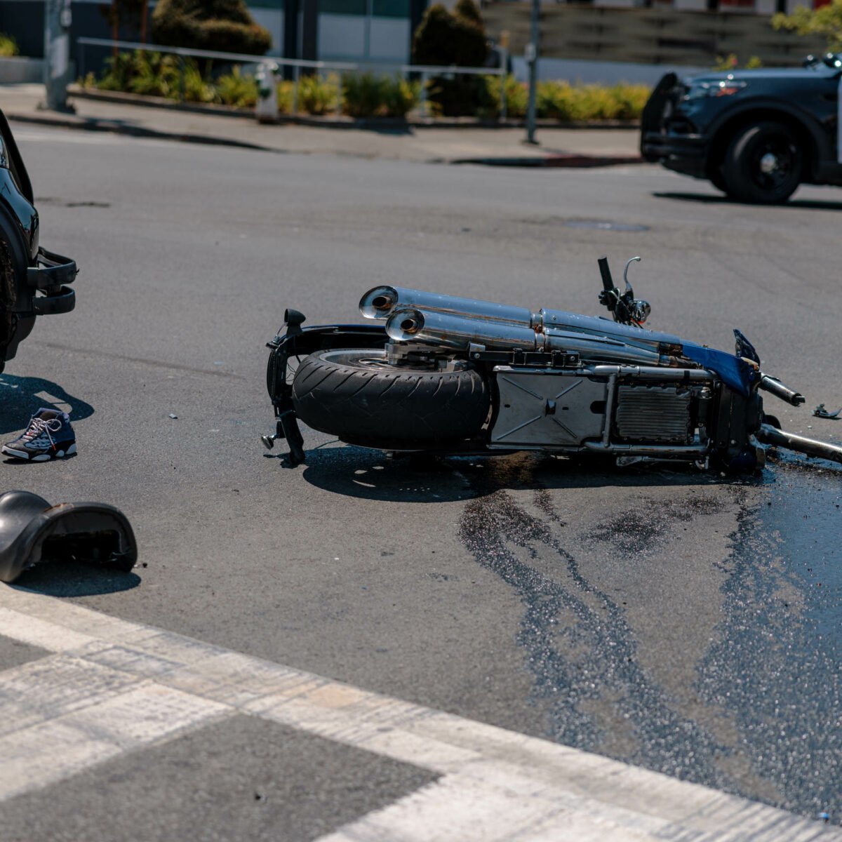 Vallejo police pursuit sends motorcyclist to the hospital