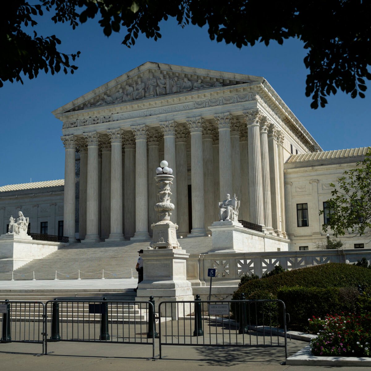 U.S. Supreme Court rejects ‘moment of threat’ rule in police shootings