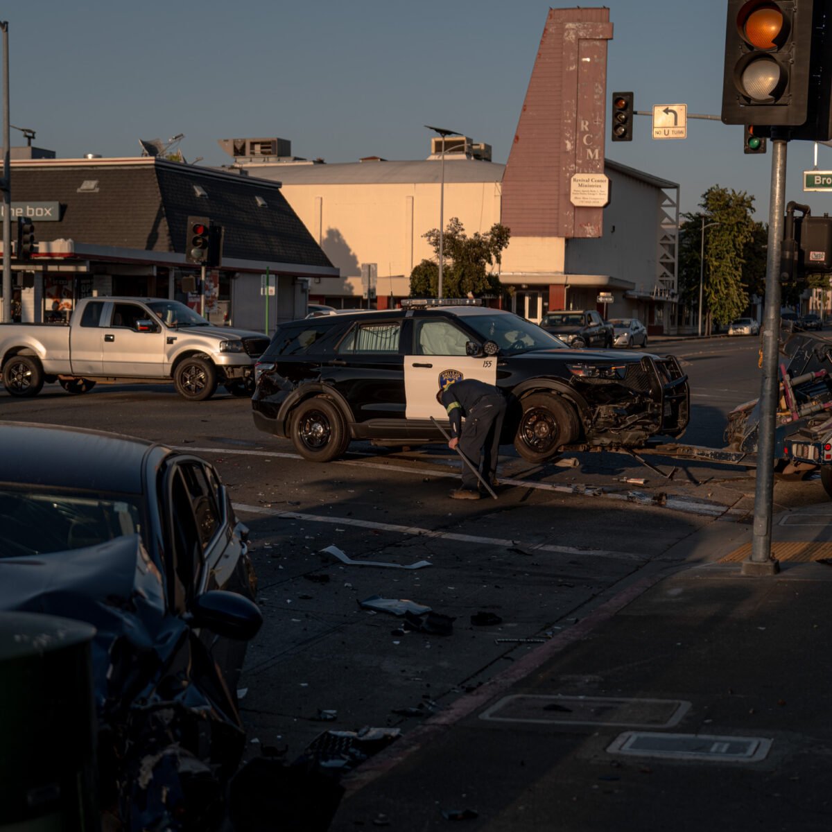 On-duty Vallejo police crash injures officer, civilian
